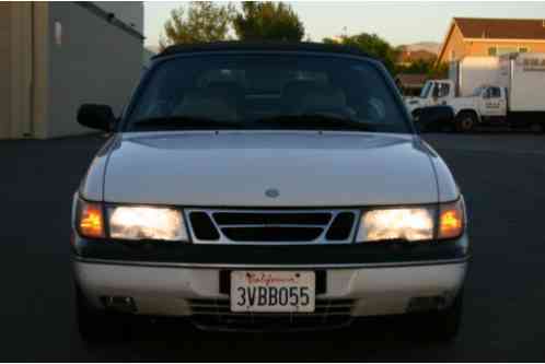 1997 Saab 900 S Convertible 2-Door