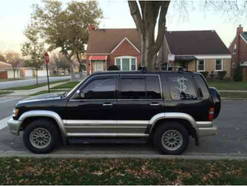 1998 Isuzu Trooper LS