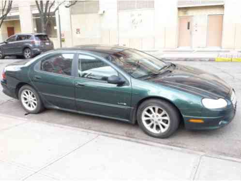 Chrysler LHS 4-Door Sedan (1999)