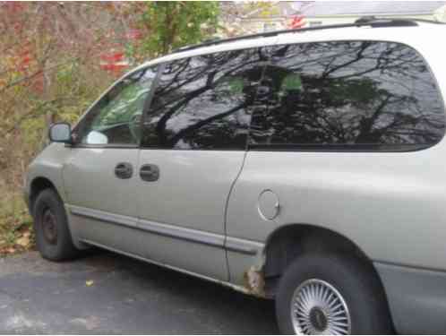 1999 Plymouth Grand Voyager