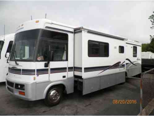 Winnebago Adventurer 33B N/A (1999)