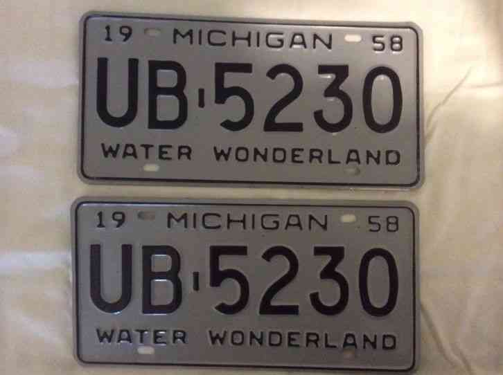 1931 Michigan License Plates Matching Pair Commercial Red