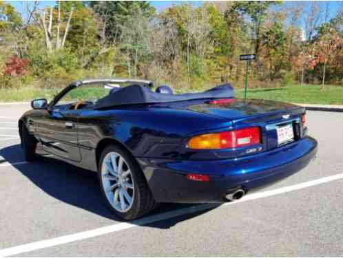 Aston Martin DB7 2 door convertible (2000)