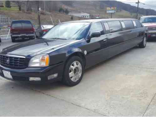 2000 Cadillac DeVille Limousine 4-Door