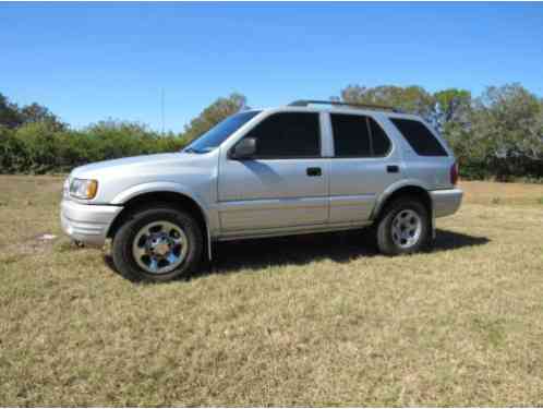 Isuzu Rodeo LS (2000)