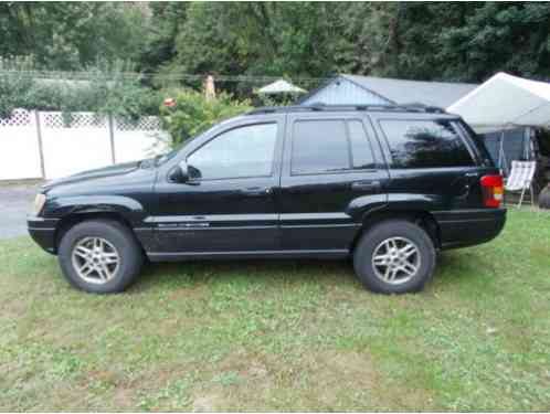 2000 Jeep Grand Cherokee Laredo Sport Utility 4-Door