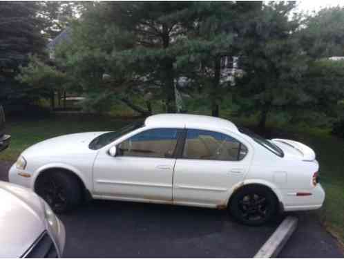 2000 Nissan Maxima SE