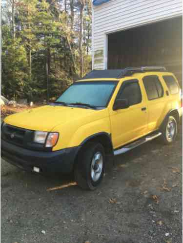 Nissan Xterra SE Sport Utility (2000)