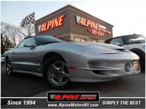 Pontiac Firebird 2dr Cpe Trans Am (2000)