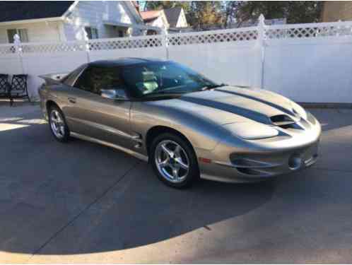 Pontiac Trans Am 2 door (2000)