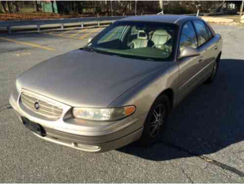 Buick Regal LS Sedan 4-Door (2001)