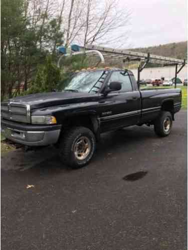 2001 Dodge Ram 2500 SLT Standard Cab Pickup 2-Door