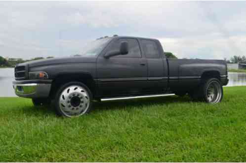 2001 Dodge Ram 3500 Base Extended Cab Pickup 4-Door