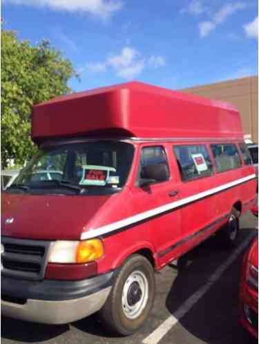 Dodge Ram Van (2001)