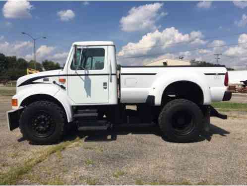 International Harvester 4900 DT (2001)