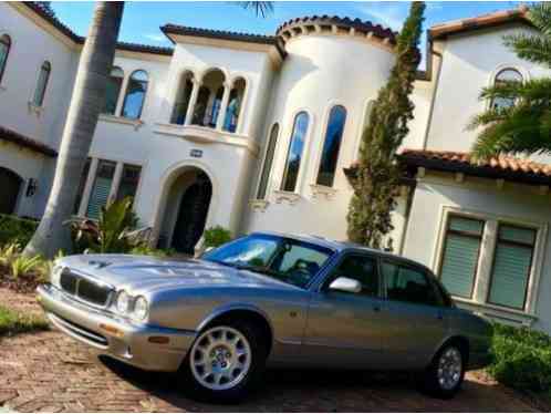 Jaguar XJ8 XJ8-L (2001)