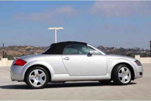 Audi TT Base Convertible 2-Door (2002)