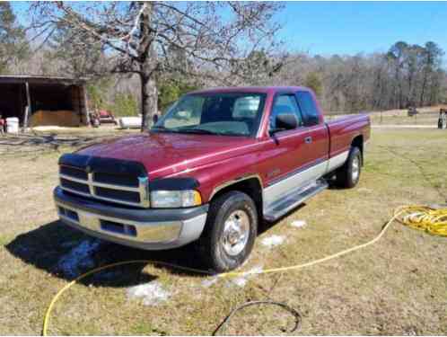 Dodge Ram 2500 SLT Laramie (2002)