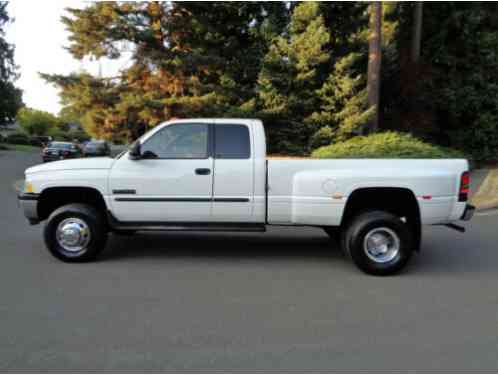 Dodge Ram 3500 (2002)