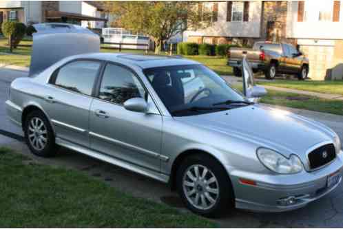 2002 Hyundai Sonata GLS Sedan 4-Door