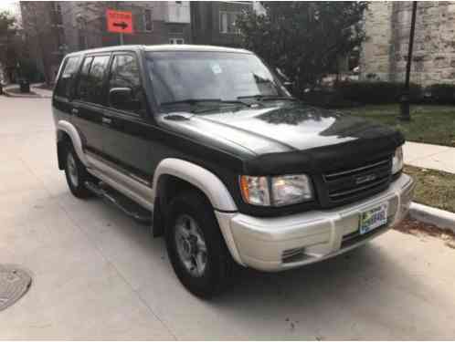 Isuzu Trooper S Sport Utility (2002)