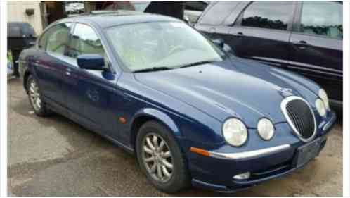 Jaguar S-Type SEDAN 4D (2002)