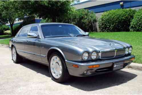 2002 Jaguar XJ SC Sedan 4-Door