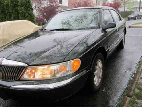 2002 Lincoln Continental