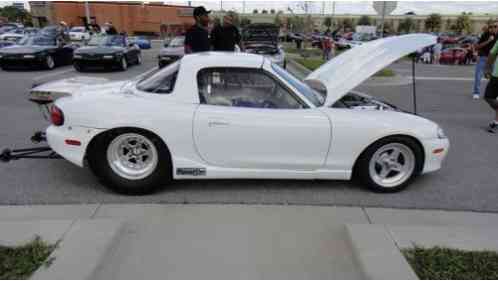 Mazda MX-5 Miata DRAG RACE (2002)