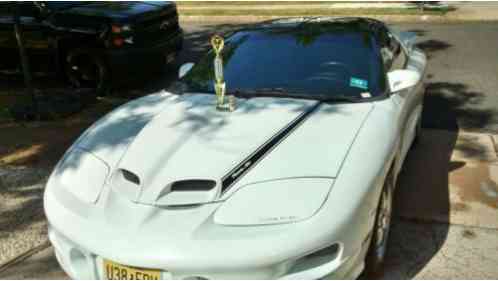 Pontiac Trans Am TRANS AM W S 6 (2002)