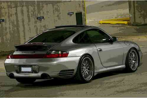 Porsche 911 Carrera Coupe 2-Door (2002)