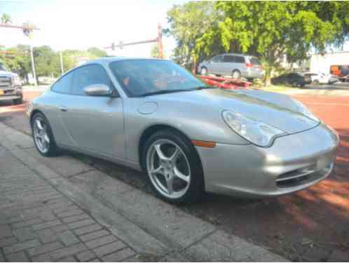 Porsche 911 Carrera Coupe 2-Door (2002)