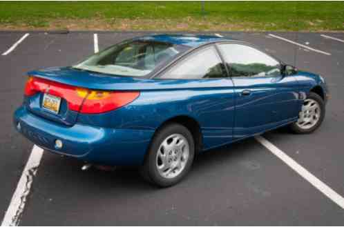 Saturn S-Series Base Coupe 3-Door (2002)