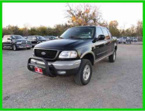 Ford F-150 SuperCrew 139 Lariat 4WD (2003)