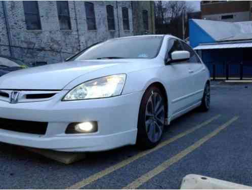 Honda Accord LX Sedan 4-Door (2003)