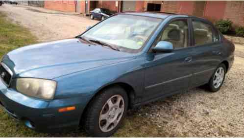 Hyundai Elantra GLS Sedan 4-Door (2003)