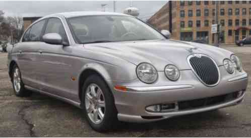 Jaguar S-Type Base Sedan 4-Door (2003)