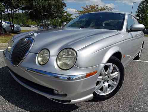 Jaguar S-Type Base Sedan 4-Door (2003)