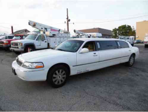 2003 Lincoln Town Car WHITE EXECUTIVE LIMO LIMOUSINE