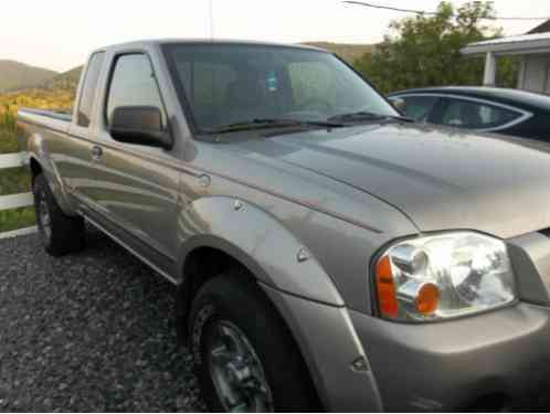 Nissan Frontier XE Extended Cab (2003)