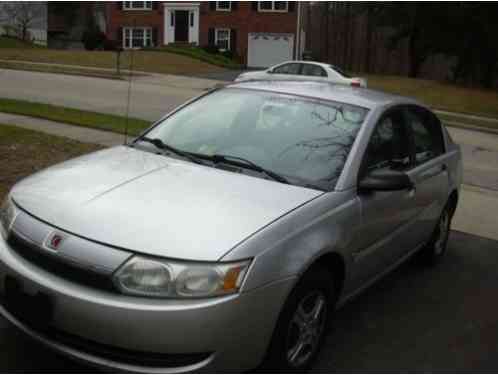 Saturn Ion 4 doors (2003)