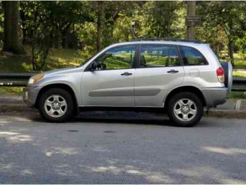 Toyota RAV4 4 door (2003)