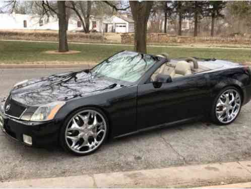 Cadillac XLR (2004)