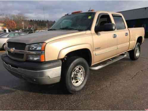 Chevrolet Silverado 2500 LT 4dr (2004)