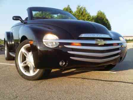 Chevrolet SSR LS (2004)