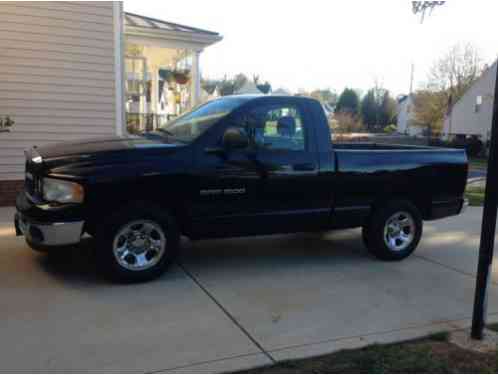 Dodge Ram 1500 (2004)