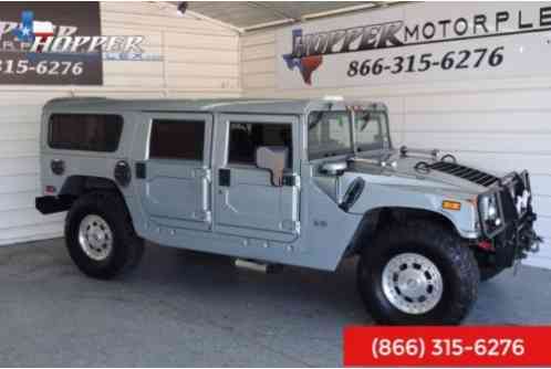 2004 Hummer H1 Enclosed