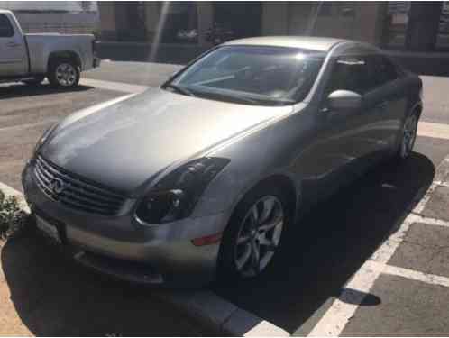 Infiniti G35 Base Coupe 2-Door (2004)