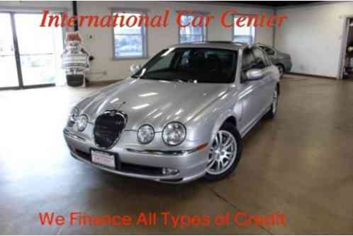 Jaguar S-Type 4. 2 (2004)