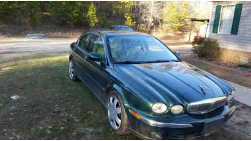 Jaguar X-Type Base Sedan 4-Door (2004)